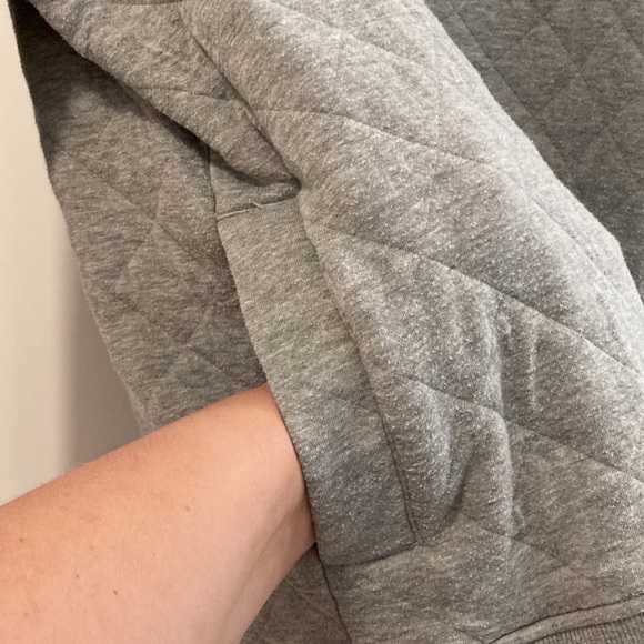 CLUB ROOM long sleeves top. - Picture 2 of 7